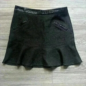 La Petite Française Black Sparkle Tulip Hem Patent Leather Accents Mini 38EU/6US